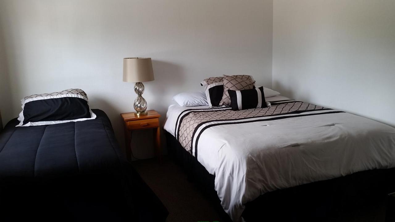 Mystic Valley Inn Custer Buitenkant foto