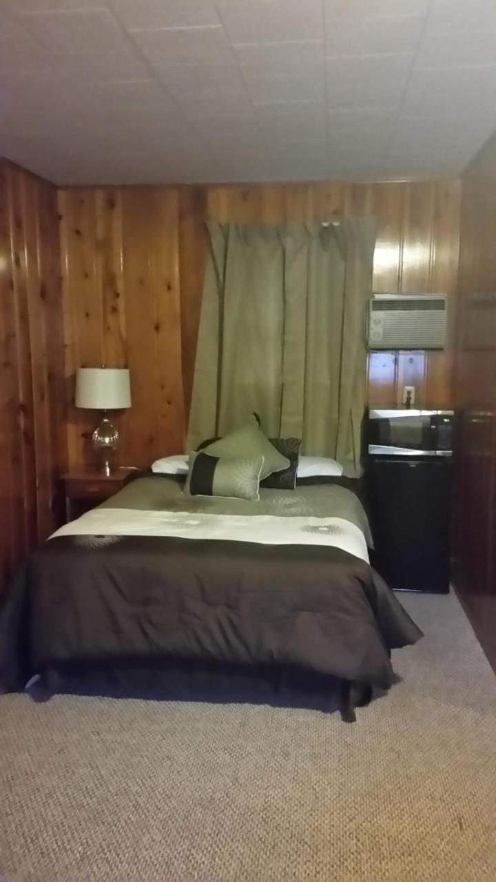 Mystic Valley Inn Custer Buitenkant foto