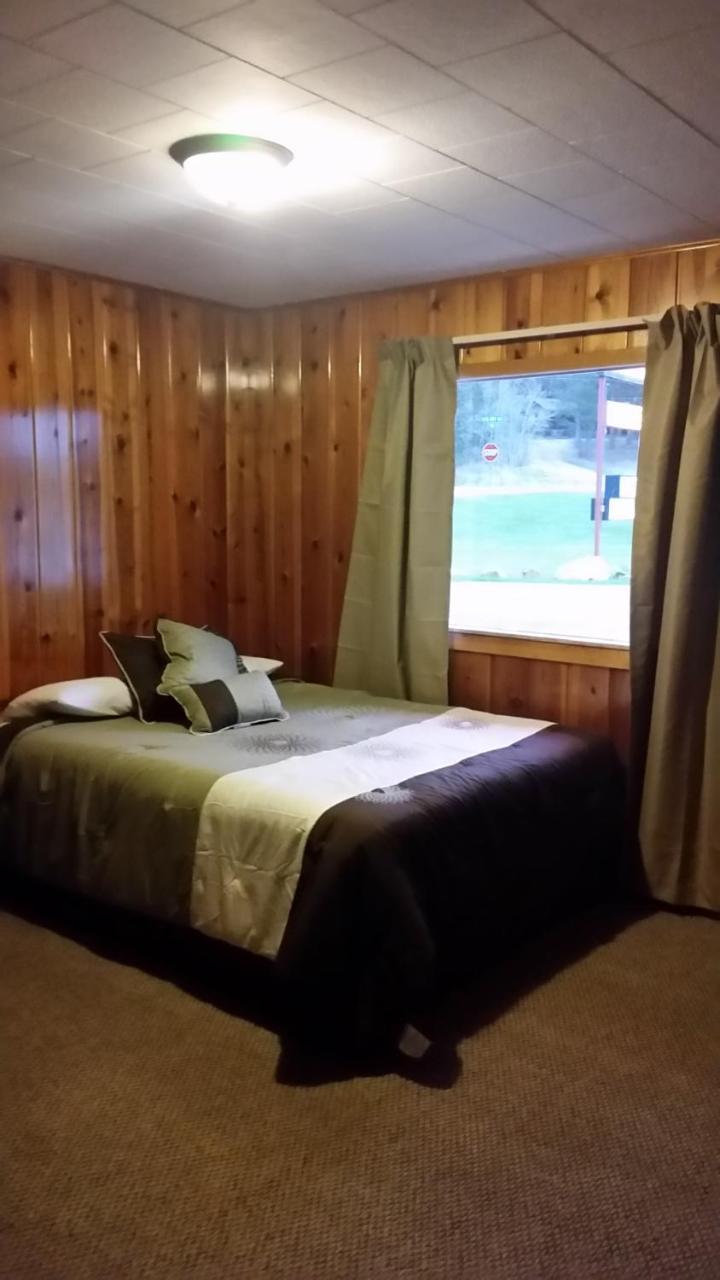 Mystic Valley Inn Custer Buitenkant foto